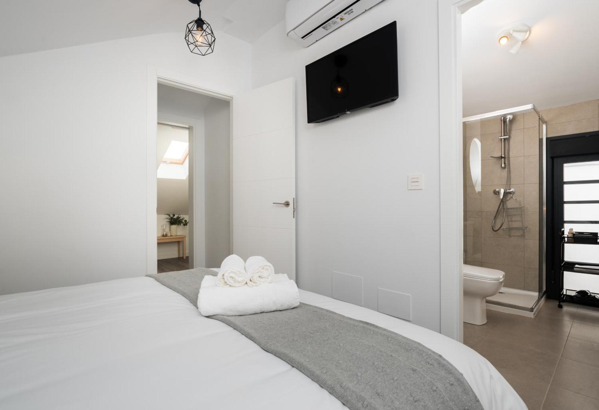Duplex Buddha Malaga Centro מראה חיצוני תמונה